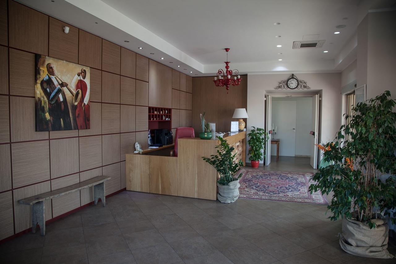 Giga Hotel Villa Santa Lucia Exteriér fotografie