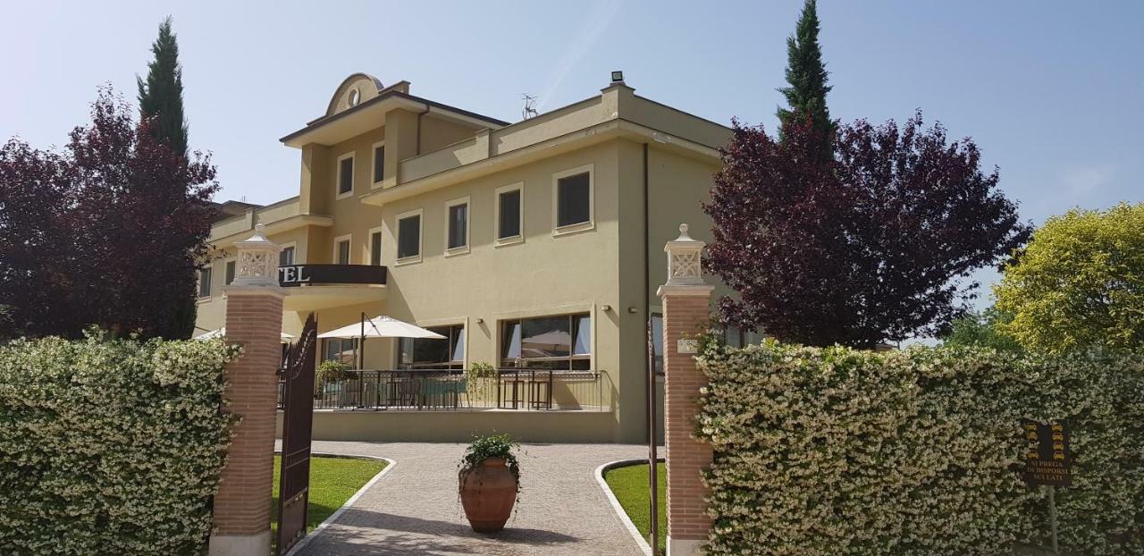 Giga Hotel Villa Santa Lucia Exteriér fotografie